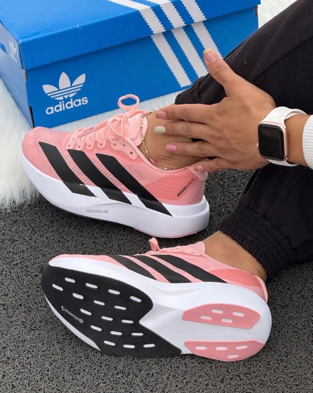 ADIDAS ADIZERO EVO SL ROSA/BLANCO
