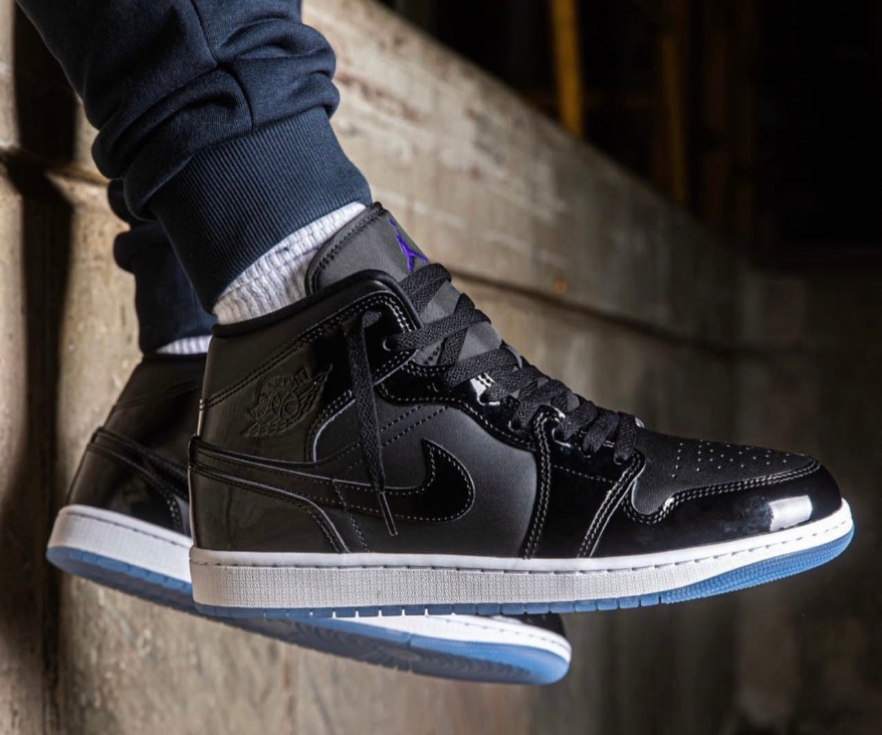 NIKE JORDAN RETRO 1 CHAROL
