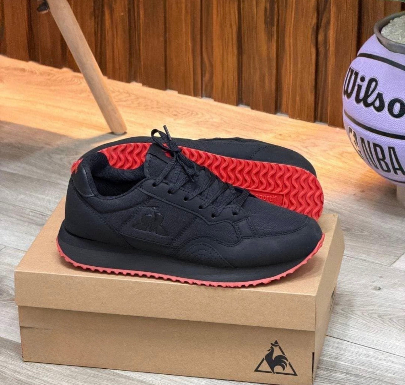 LE COQ SPORTIF Negro Rojo