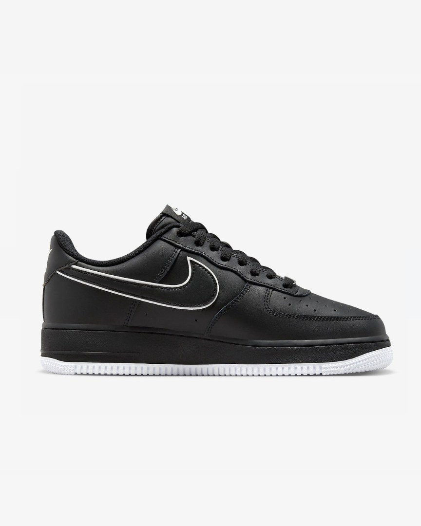 NIKE AIR FORCE 1 LOW BLACK WHITE SOLE (Liquidación)