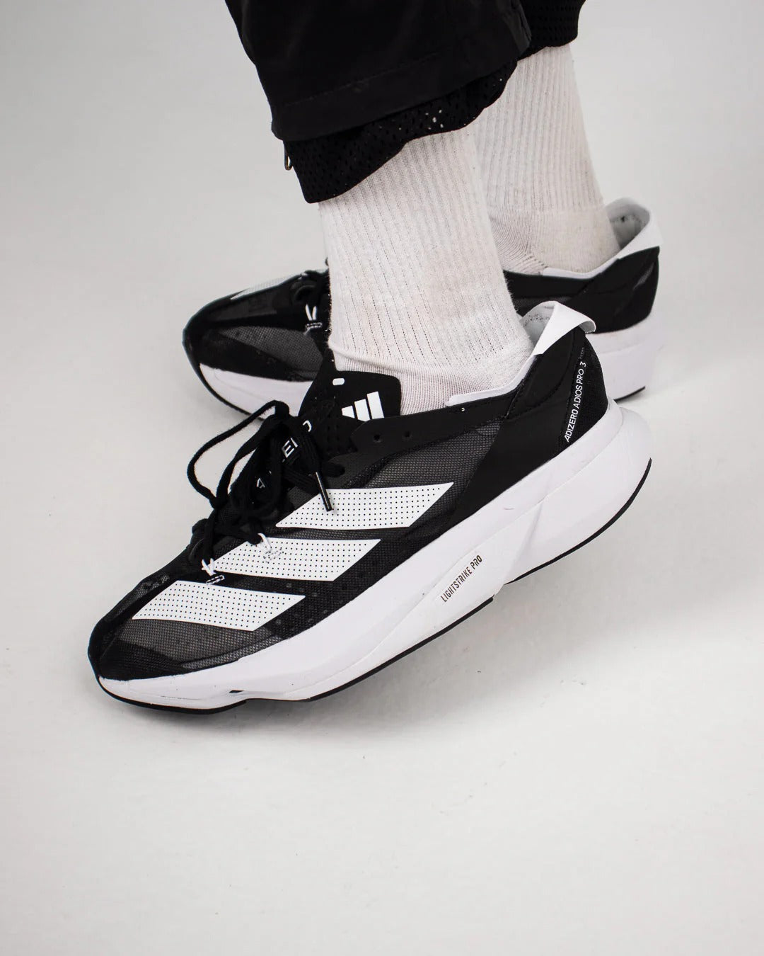 ADIDAS ADIZERO ADIOS PRO 3 NEGRO BLANCO